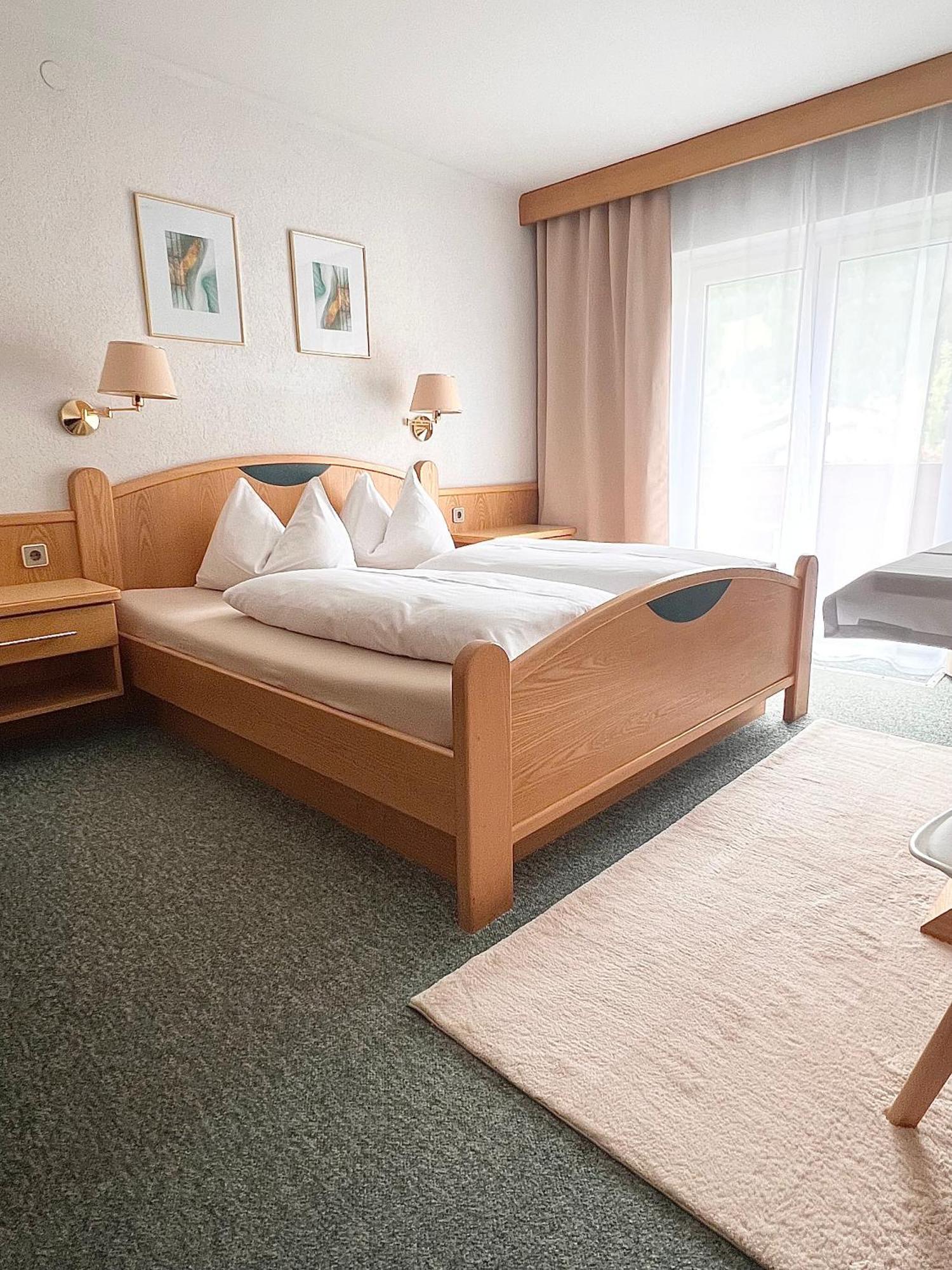 Fruehstueckspension-Appartementhaus Wasserer باد كلينكيرشهايم المظهر الخارجي الصورة